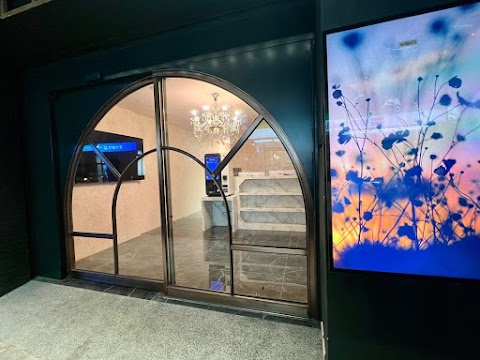 台大師資植牙 綵登美學牙醫診所